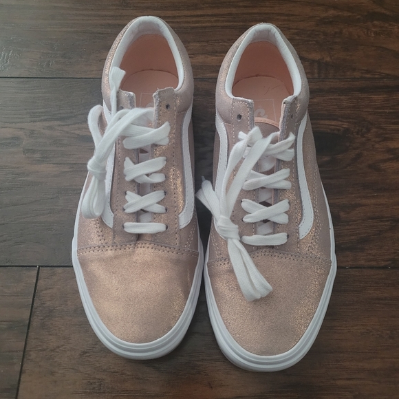 Vans - Picture 6 of 6